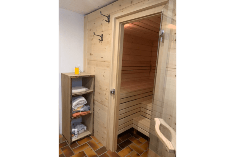 Sauna Fichte und Zirbelpaneel